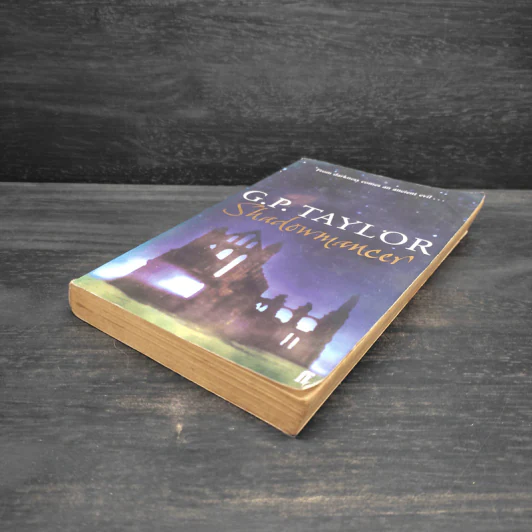 Shadowmancer - G.P. Taylor รูปที่ 4