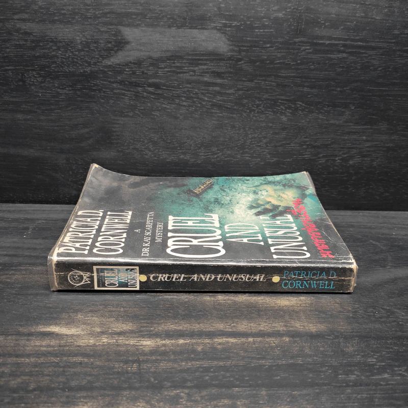 ฆาตกรซ่อนเงื่อน Cruel and Unusual - Patricia D. Cornwell รูปที่ 3