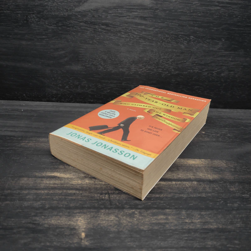 The 100-Year-Old Man Who Climbed Out the Window and Disappeared - Jonas Jonasson รูปที่ 4