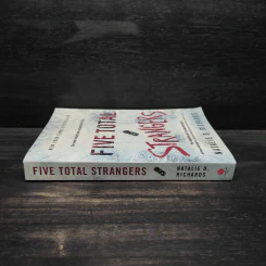 Five Total Strangers - Natalie D. Richards รูปที่ 3