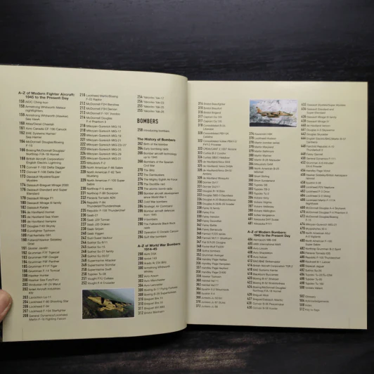 The Complete Guide to Fighters & Bombers of the World รูปที่ 6