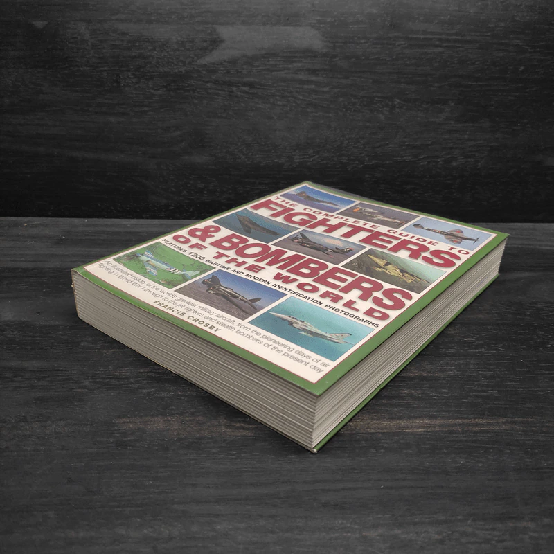 The Complete Guide to Fighters & Bombers of the World รูปที่ 4