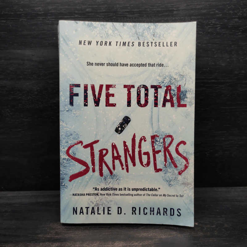 Five Total Strangers - Natalie D. Richards รูปที่ 1