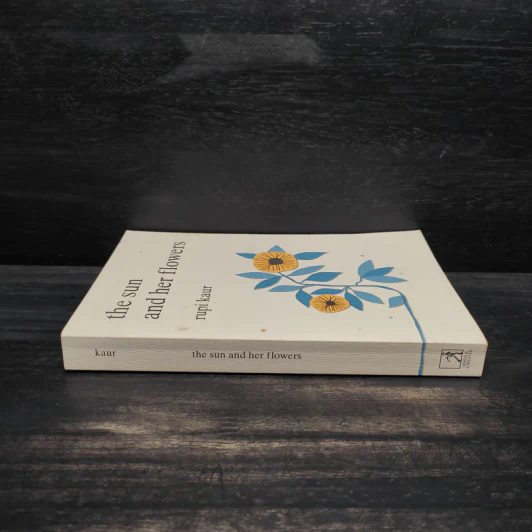The Sun and Her Flowers - Rupi Kaur รูปที่ 3