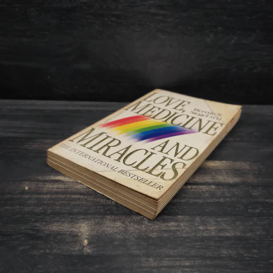 Love, Medicine and Miracles - Bernie S. Siegel รูปที่ 4