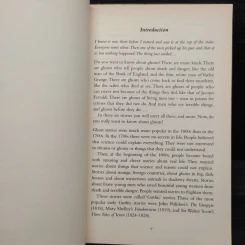 The Man with Two Shadows and Other Ghost Stories - Penguin Readers 3 รูปที่ 7