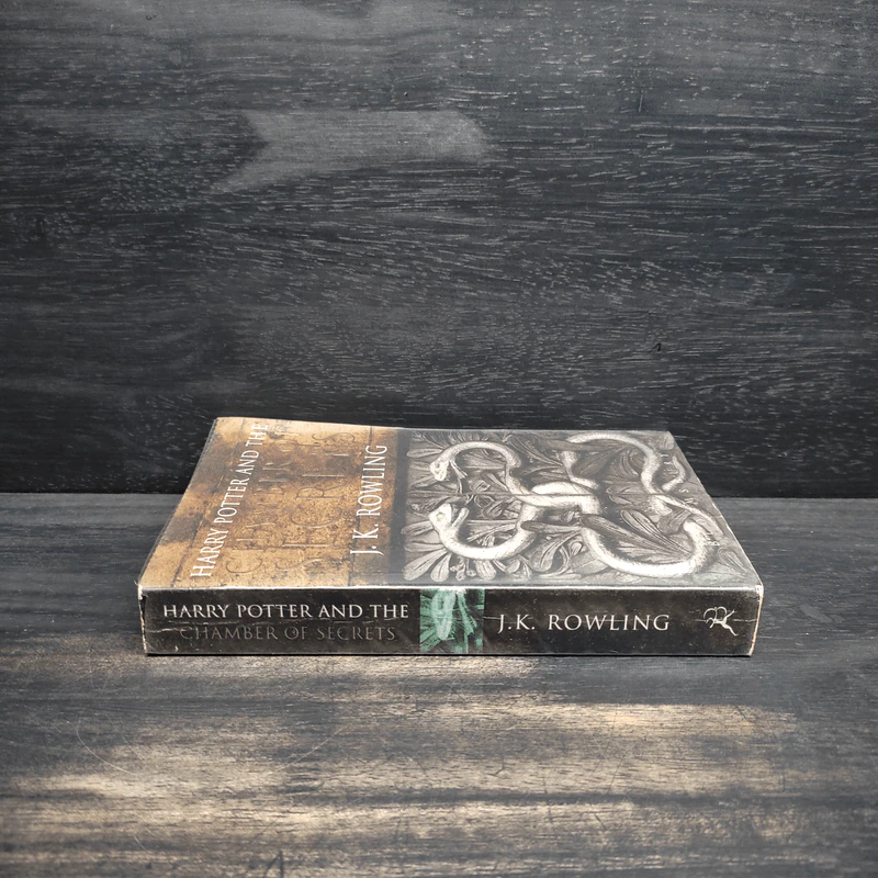 Harry Potter and the Chamber of Secrets - J. K. Rowling รูปที่ 3