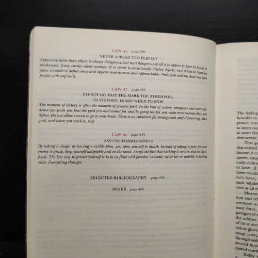 The 48 Laws of Power - Robert Greene รูปที่ 13