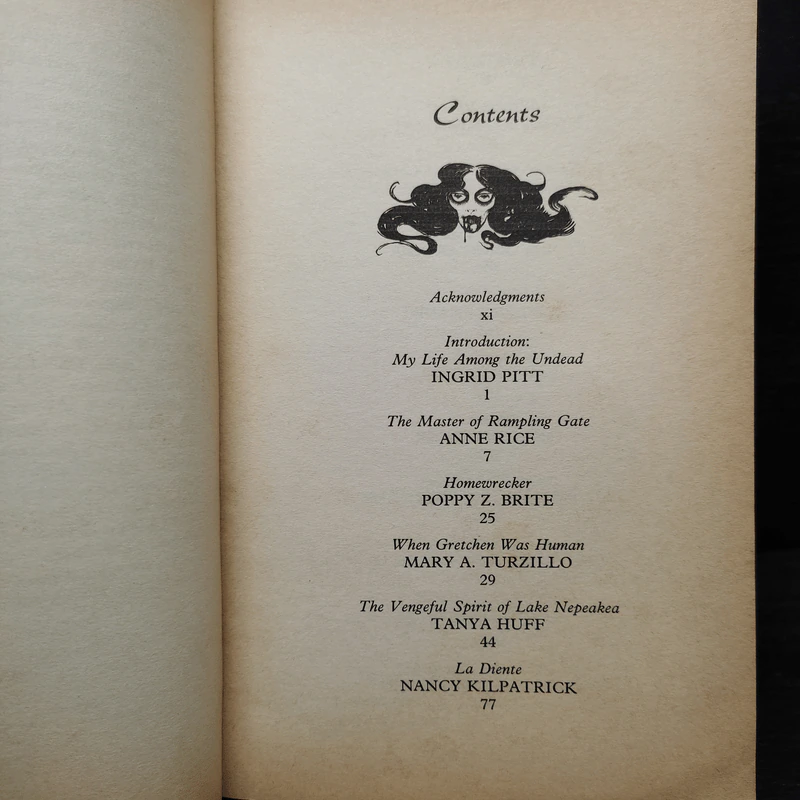 Vampire Stories by Women - Ingrid Pitt รูปที่ 6