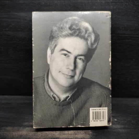 เกมรักหักเหลี่ยม - Ken Follett, สุวิทย์ ขาวปลอด รูปที่ 2