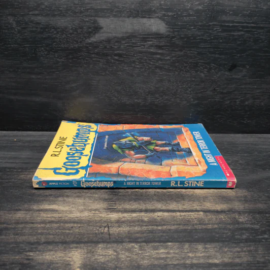 Goosebumps A Night in Terror Tower - R.L.Stine รูปที่ 3