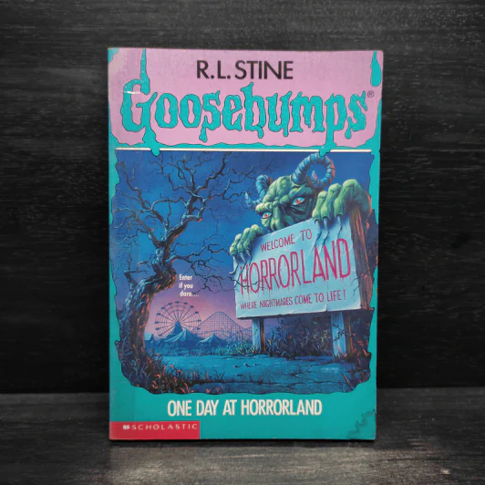 Goosebumps One Day at Horrorland - R.L.Stine รูปที่ 1