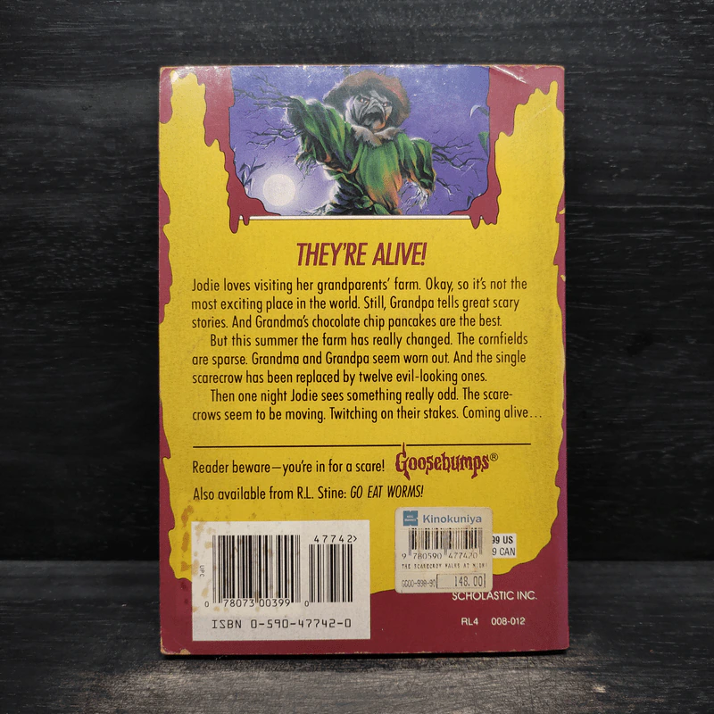 Goosebumps The Scarecrow Walks at Midnight - R.L.Stine รูปที่ 2