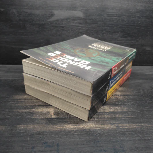 The Hunger Games 3 เล่มจบ - Suzanne Collins (ซูซานน์ คอลลินส์) รูปที่ 4