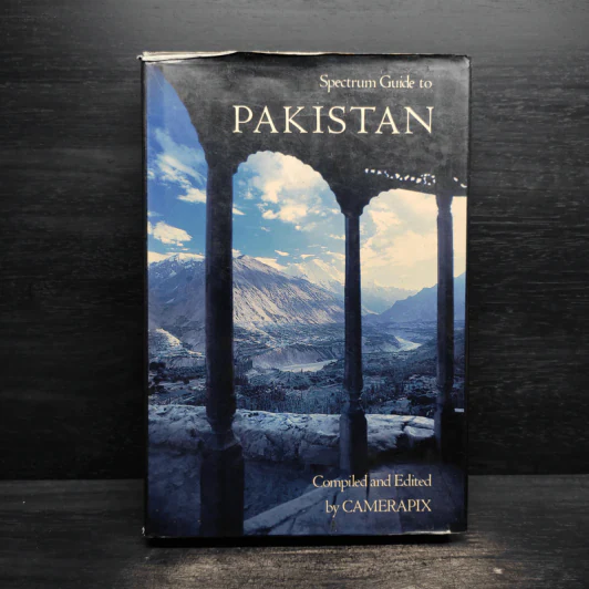 Spectrum Guide to Pakistan รูปที่ 1