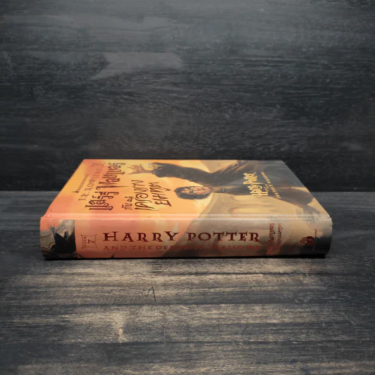 Harry Potter Year 7 แฮร์รี่ พอตเตอร์ กับเครื่องรางยมทูต (ปกแข็ง) - J.K.Rowling รูปที่ 3