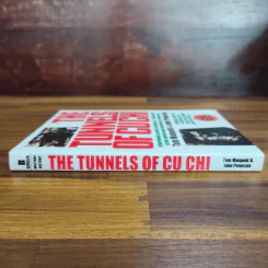 The Tunnels of CuChi - Tom Mangold, John Penycate รูปที่ 3