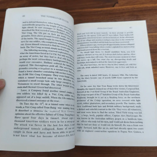 The Tunnels of CuChi - Tom Mangold, John Penycate รูปที่ 9