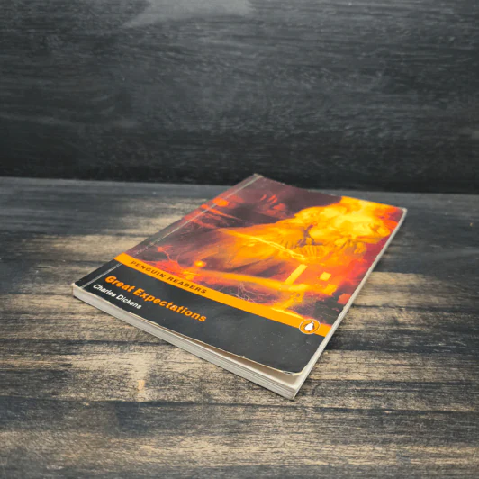 Great Expectations (Penguin Readers Level 6) - Charles Dickens รูปที่ 4