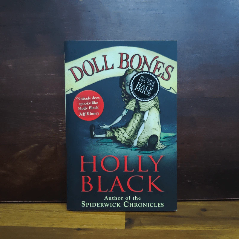 Holly Black - Doll Bones รูปที่ 1