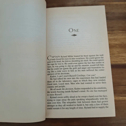 Shadow Game - Christine Feehan รูปที่ 8