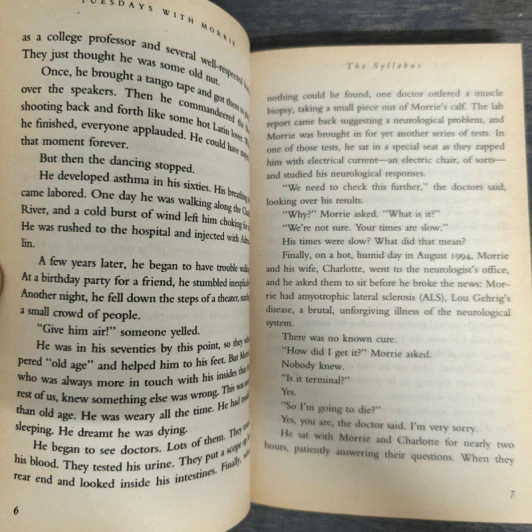 Tuesdays with Morrie - Mitch Albom รูปที่ 8