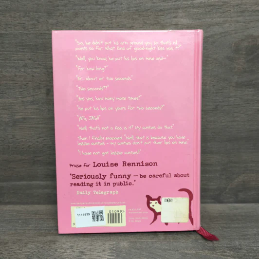‘… and that’s when it fell off in my hand.’ - Louise Rennison รูปที่ 5