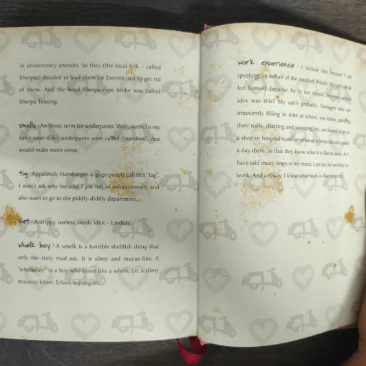 ‘… and that’s when it fell off in my hand.’ - Louise Rennison รูปที่ 8