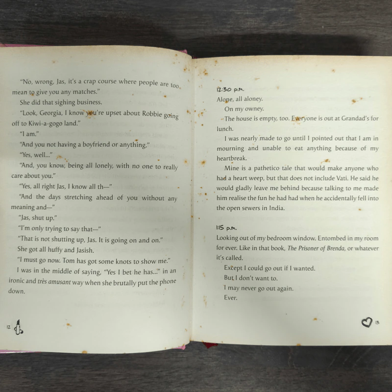 ‘… and that’s when it fell off in my hand.’ - Louise Rennison รูปที่ 7