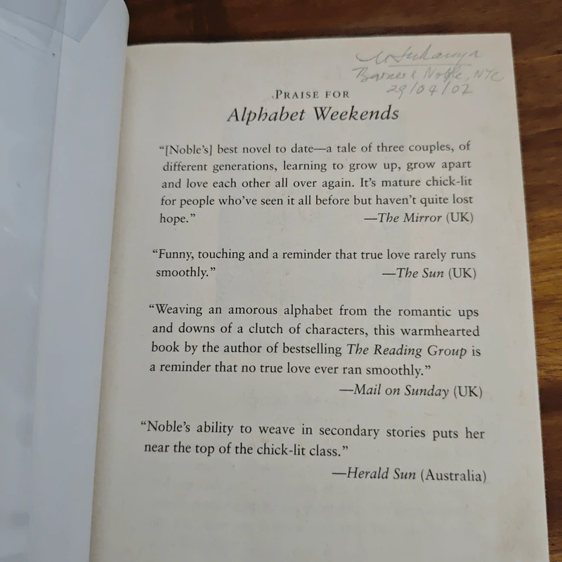 Alphabet Weekends - Elizabeth Noble รูปที่ 6