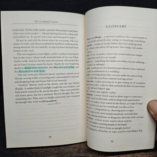 The Accidental Tourist by Anne Tyler - Oxford Bookworms Stage 5 รูปที่ 10