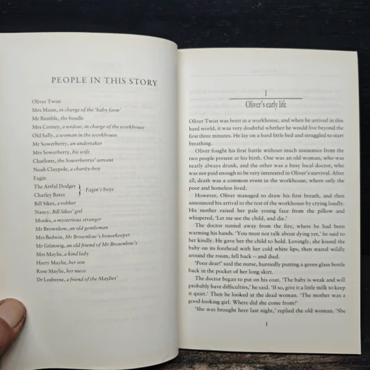 Oliver Twist (Oxford Bookworms Stage 6) - Charles Dickens รูปที่ 7