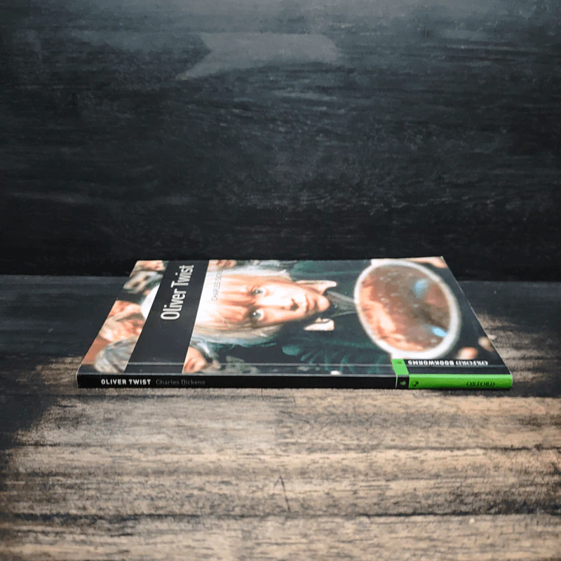 Oliver Twist (Oxford Bookworms Stage 6) - Charles Dickens รูปที่ 3
