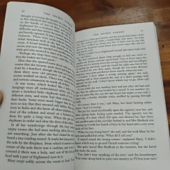 The Secret Garden - Frances Hodgson Burnett รูปที่ 9