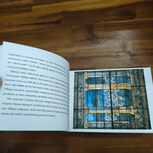 Tiffany: A Book of Postcards รูปที่ 7