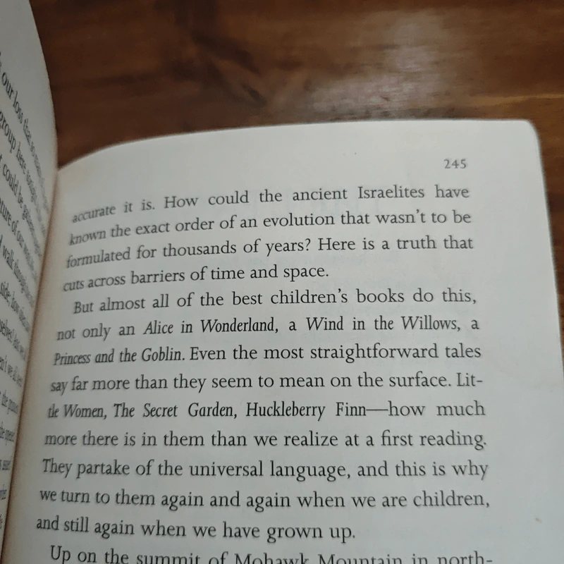 A Wrinkle in Time - Madeleine L'Engle รูปที่ 10
