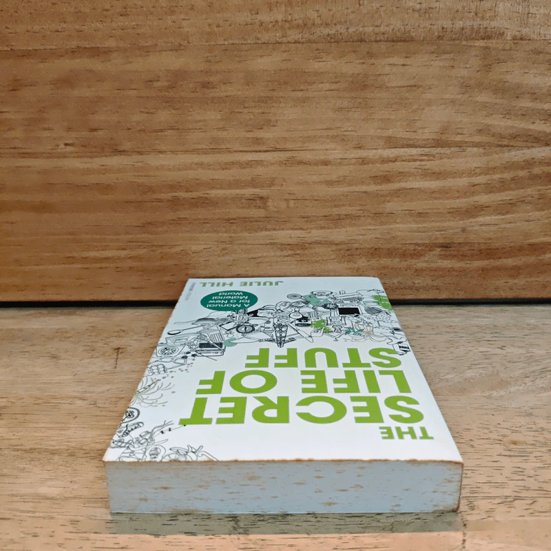 The Secret Life of Stuff - Julie Hill รูปที่ 4