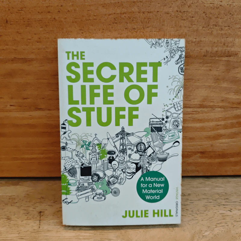 The Secret Life of Stuff - Julie Hill รูปที่ 1