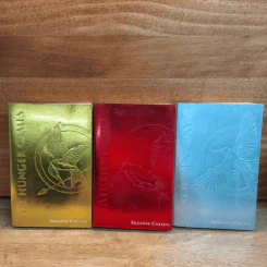 The Hunger Games + Mockingjay + Catching Fire - Suzanne Collins รูปที่ 1