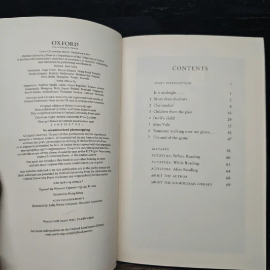 Moondial - HELEN CRESSWELL รูปที่ 5