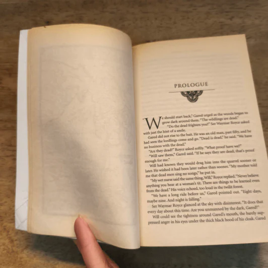 A Game of Thrones - George R.R. Martin รูปที่ 8