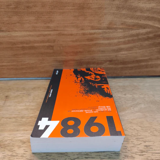 1984 หนึ่ง-เก้า-แปด-สี่ - จอร์จ ออร์เวลล์ รูปที่ 4