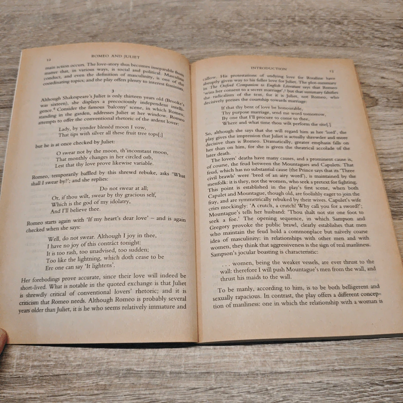 Romeo and Juliet - William Shakespeare รูปที่ 7