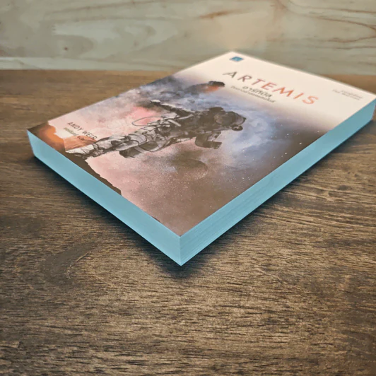 อาร์ทิมิส ปิดดาวล่าสองแสนไมล์ - Andy Weir รูปที่ 3