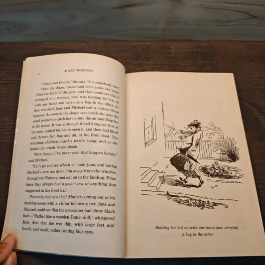 Mary Poppins - P. L. Travers รูปที่ 10