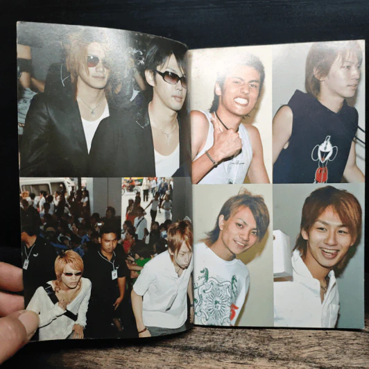 หนังสือ Johnny' S Photo Book รูปที่ 6
