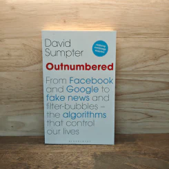 Outnumbered - David Sumpter รูปที่ 1