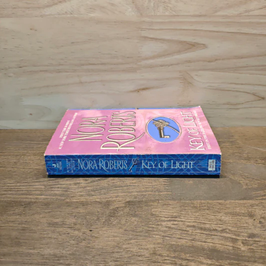 Key of Valor - Nora Roberts รูปที่ 2