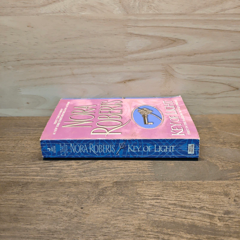Key of Valor - Nora Roberts รูปที่ 2