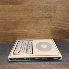 The Perfect Thing - Steven Levy รูปที่ 2